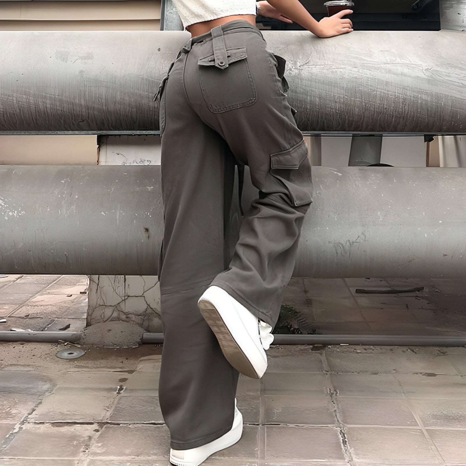 Women’s Utility Cargo Pants – Vintage Multi-Pocket Streetwear Fit